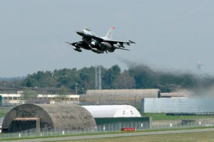 F-16 Fighting Falcon takes off from Spangdahlem